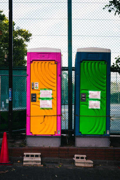 Best Portable toilet rental cost  in Fenton, MI
